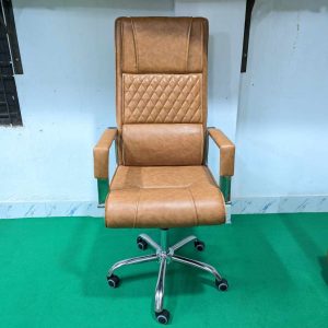 3 Part Boss Chair - Biscuit Colour